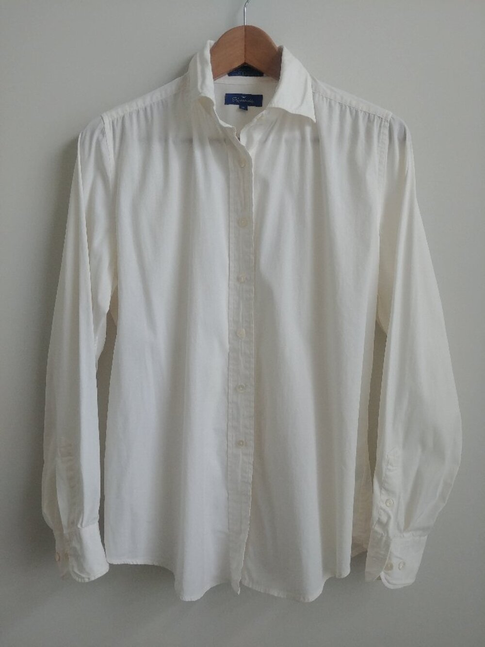 Faconnable Women's Medium cotton off white cream classic button down shirt